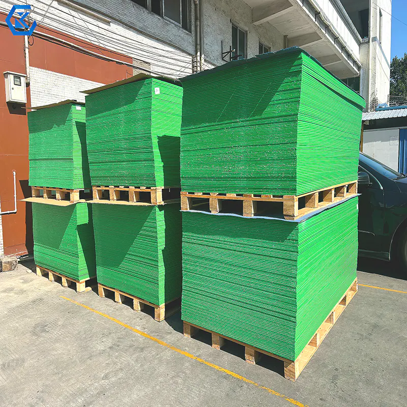 8-02-green-pp-rigid-sheet
